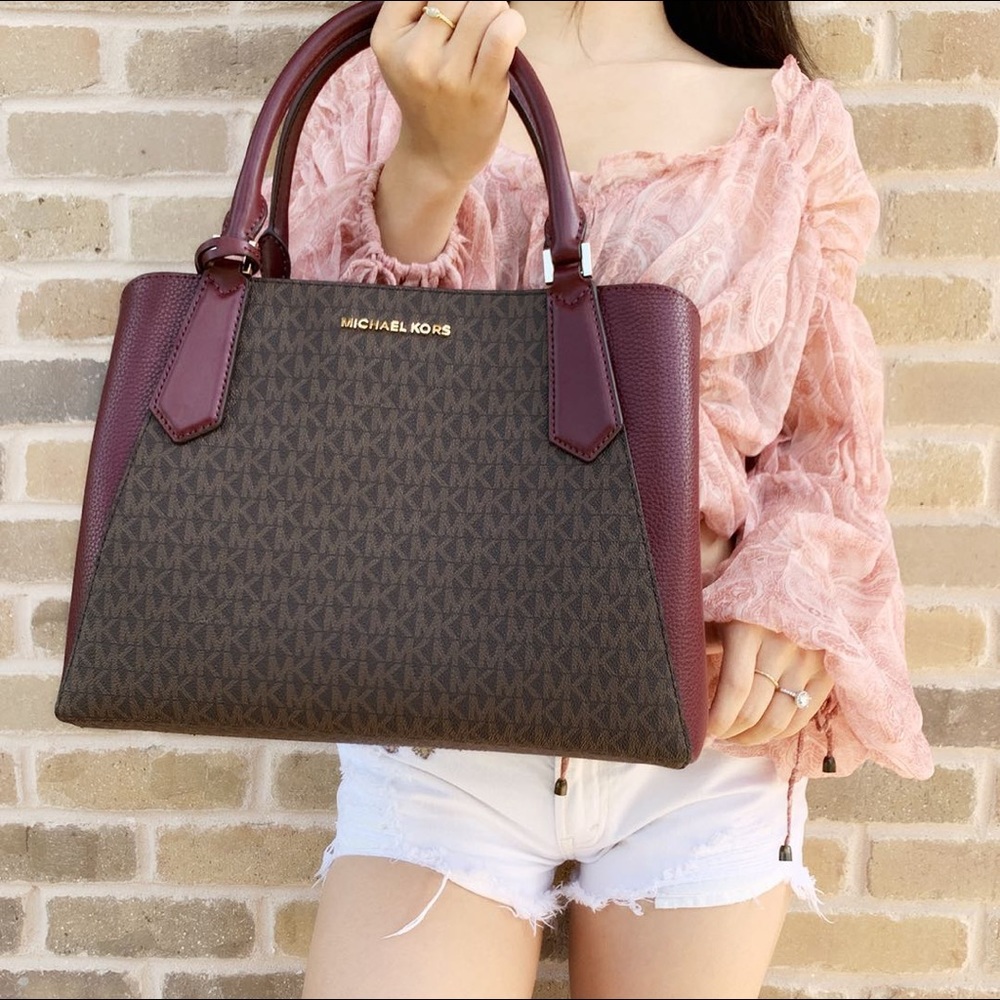 Gaby’sBags👜💕NWT Michael Kors Satchel - Picture 2 of 4
